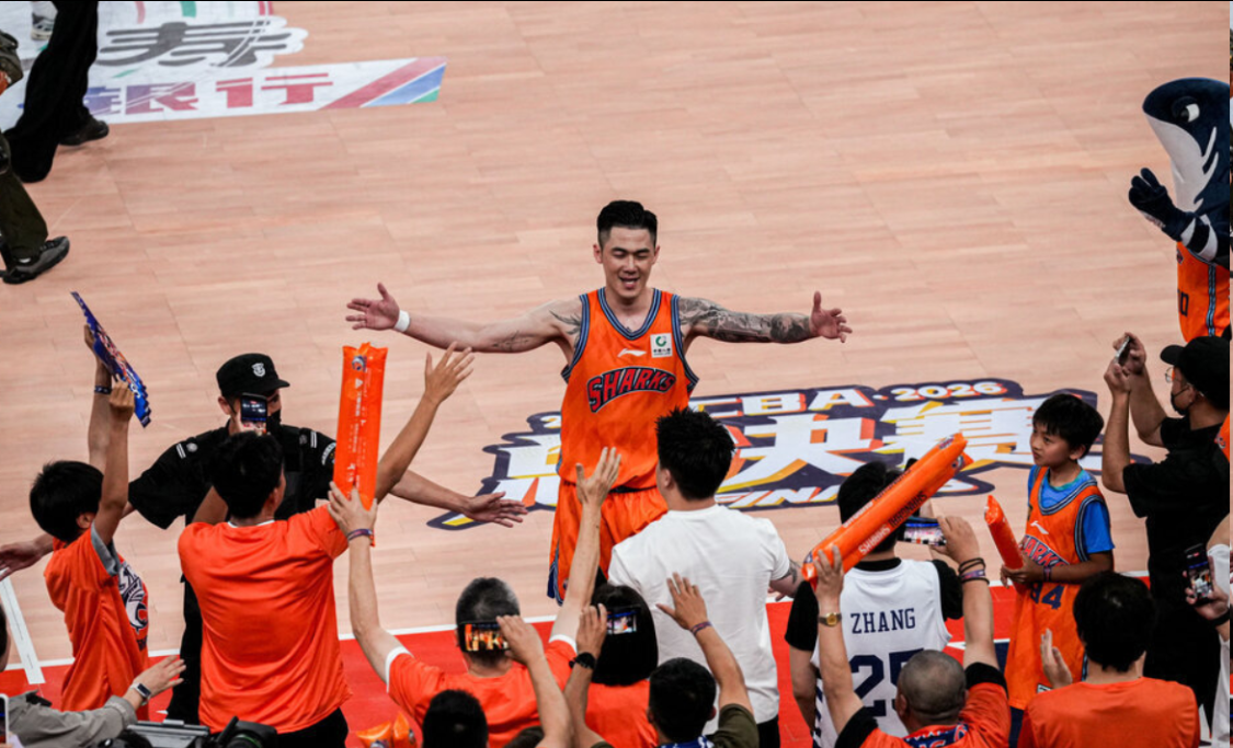 名记:多家俱乐部询价霍姆格伦,雷霆态度坚决——不交易