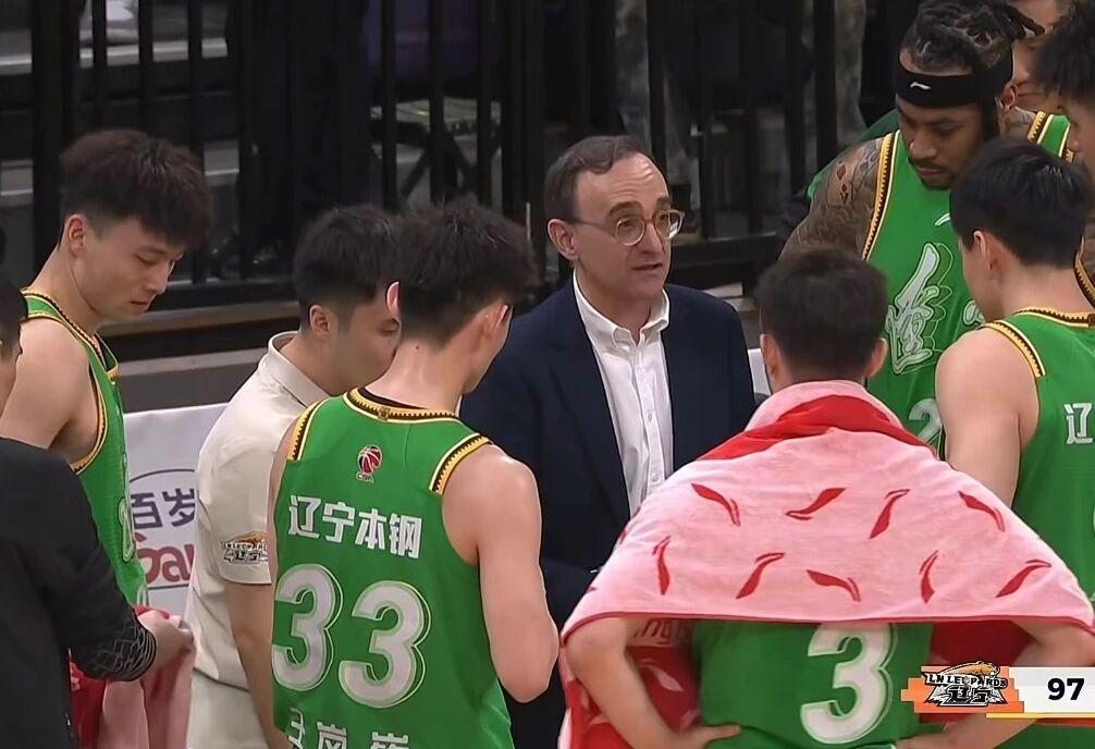 曼联下一步必签新左闸,或回购皇马悍将!霍尔乐意加盟但身价半亿