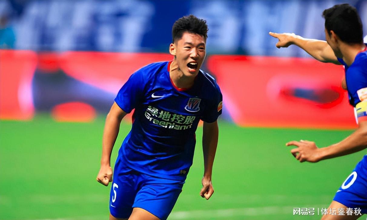 世体：世界杯18决赛西葡战，巴萨体育总监德科现场观战